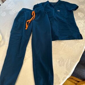 Figs Zamora Scrub Set